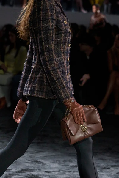Look 39